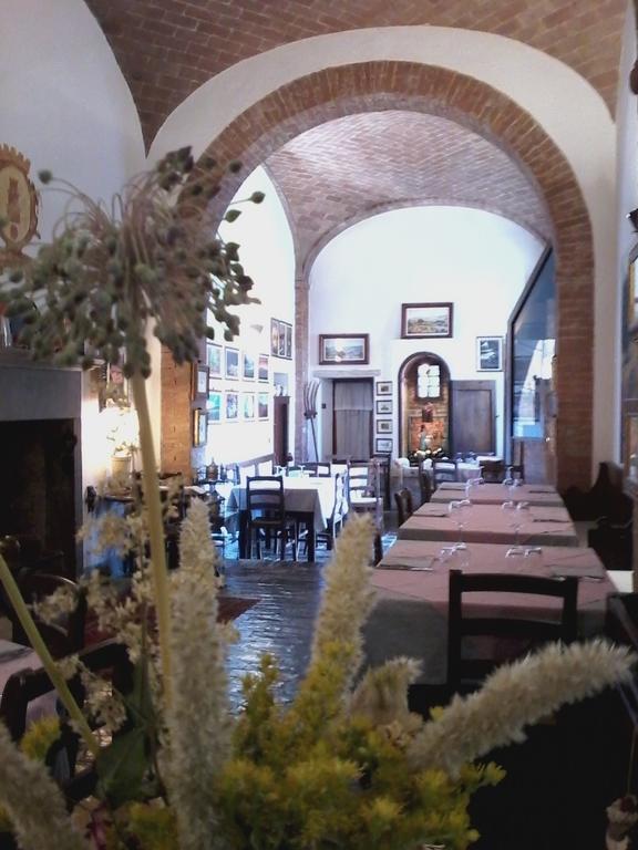 Cisterna Nel Borgo Hotel Castiglione dʼOrcia Exterior foto